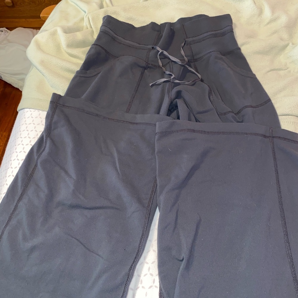 lulu lemon sweatpants